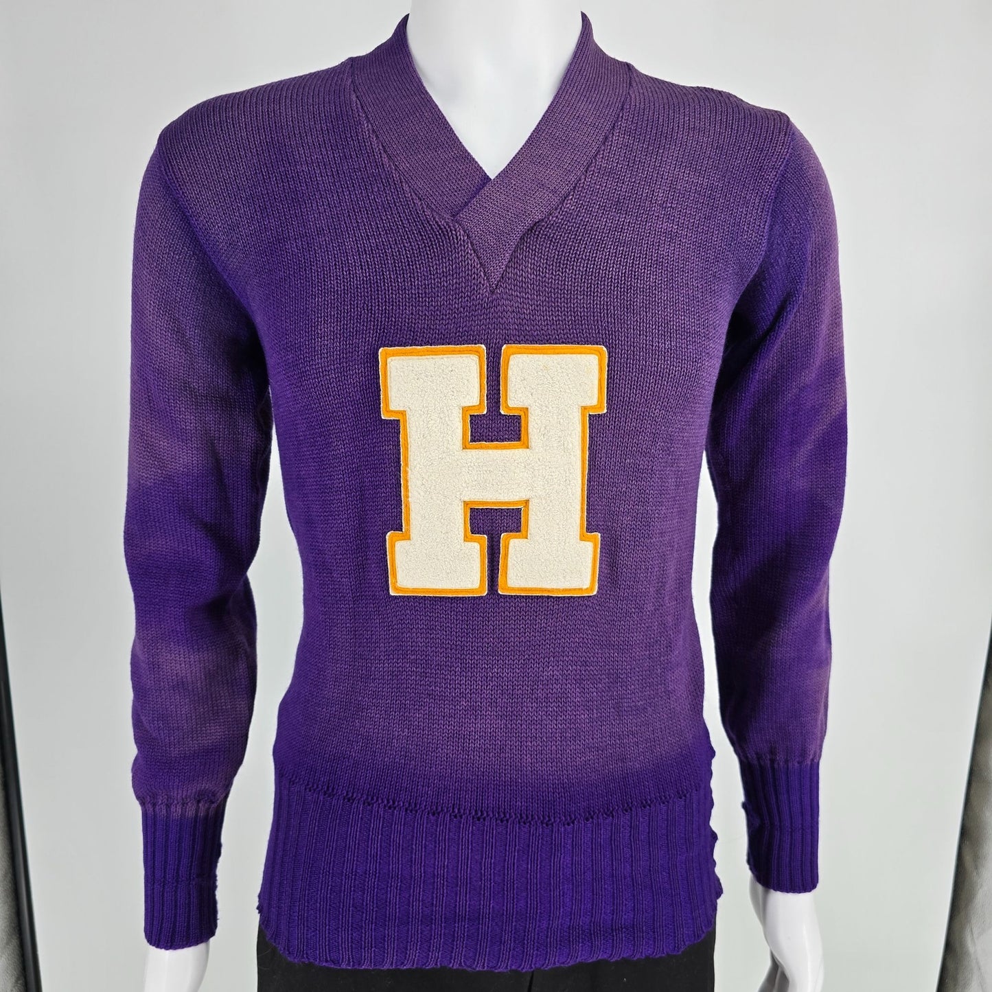 Distressed Vintage 1960s Men's Purple "H" Knit Varsity Letter Sweater (XS)