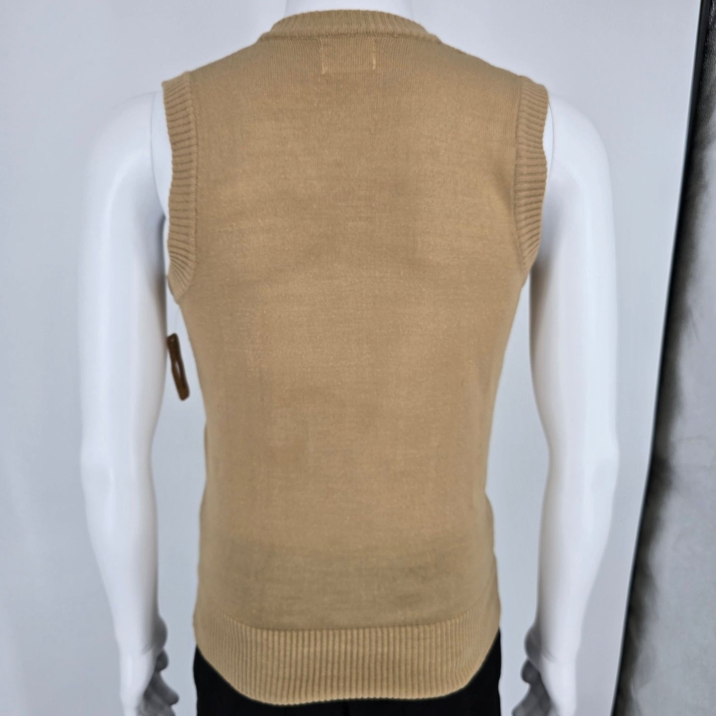 Vintage 1970s Men's Camel V-Neck Acrylic Textured Knit Sweater Vest (S)