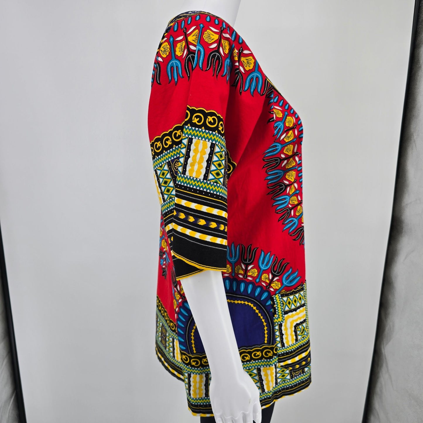 Modern Red/Blue/Yellow/Teal/White Unisex African Dashiki Pullover Tunic Top (L)