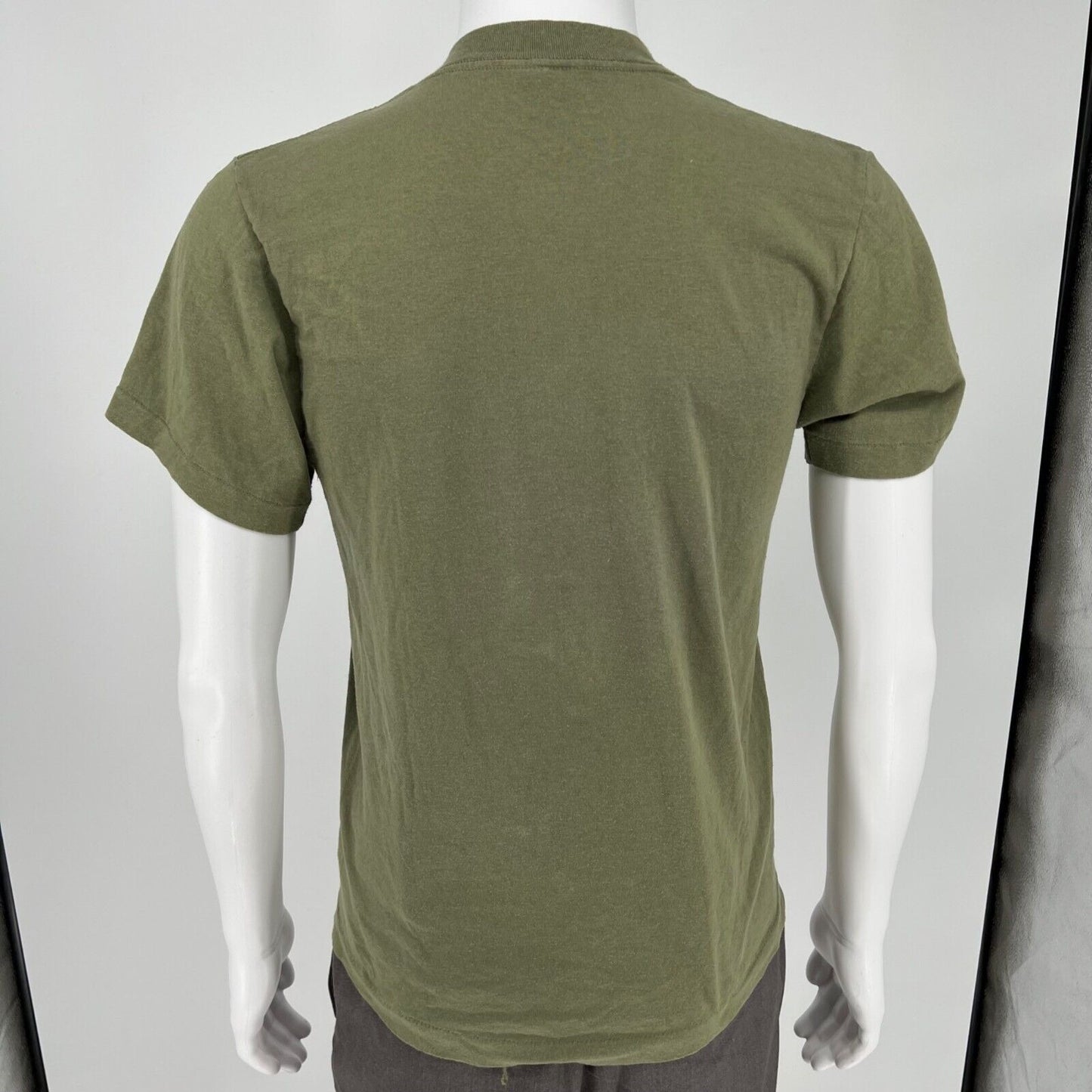 Vintage 1980s Select-T by Tee Jays Army Green Blank Single Stitch T-Shirt (M)