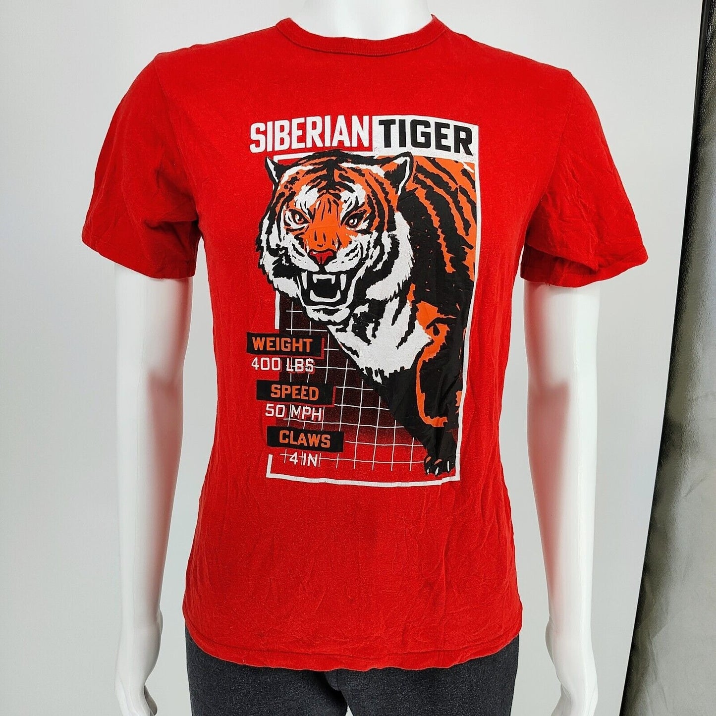 Siberian Tiger Weight Speed Claws Red Children's T-Shirt (XXL -16)