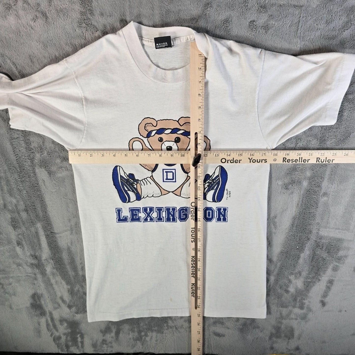 Vintage 1989 Screen Stars Best Basketball Teddy Bear "Lexington" T-Shirt (S)