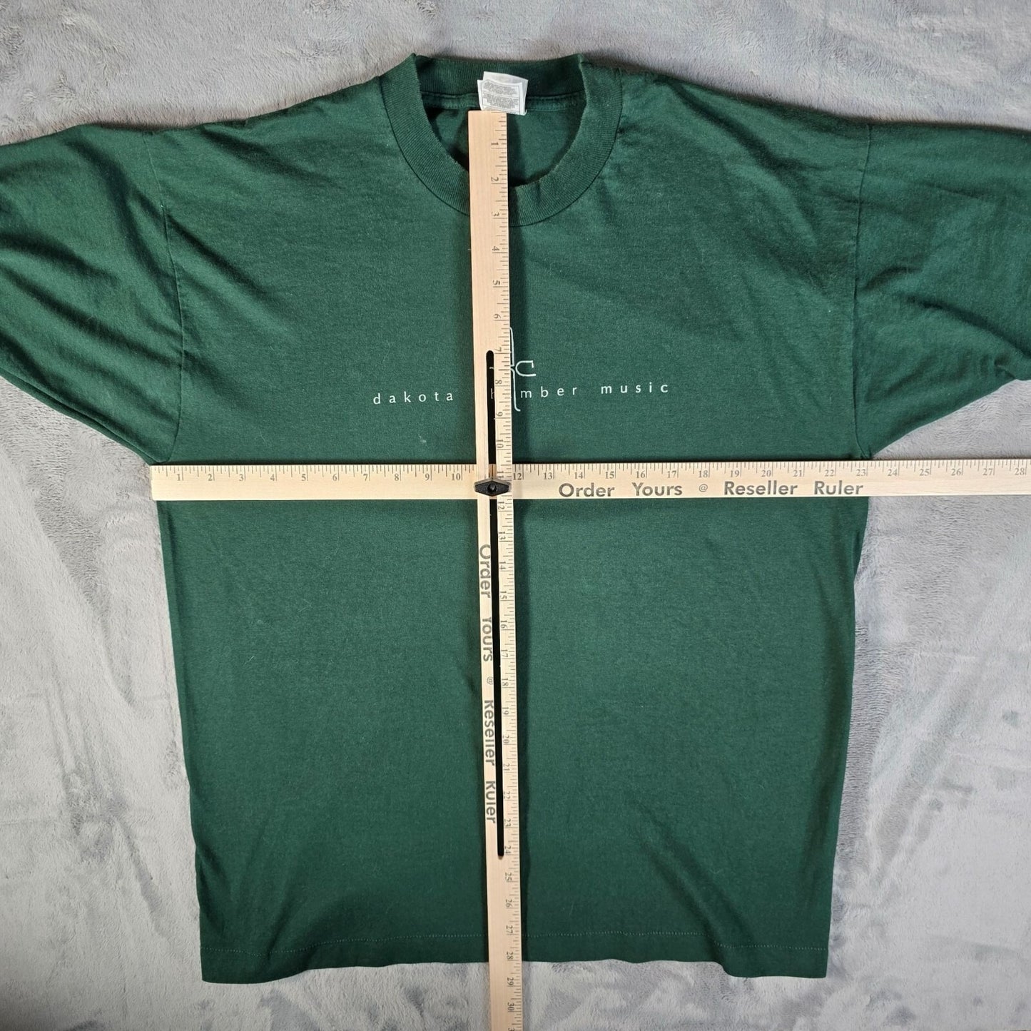 Vintage Y2K/Early 2000s Minot State University Dakota Chamber Music T-Shirt (XL)