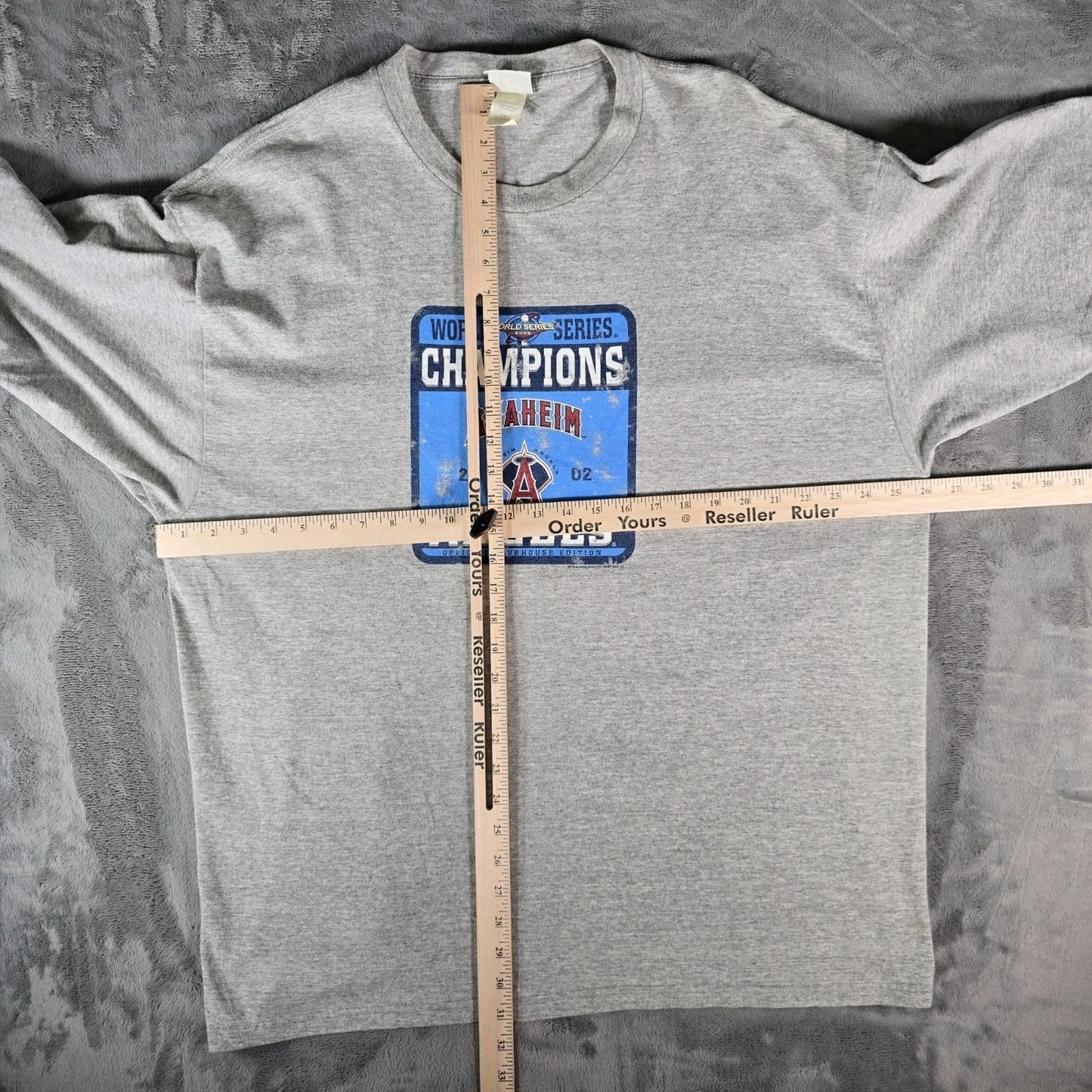 Vintage Y2K Lee Sport Anaheim Angels 2002 World Series Champions T-Shirt (2XL)