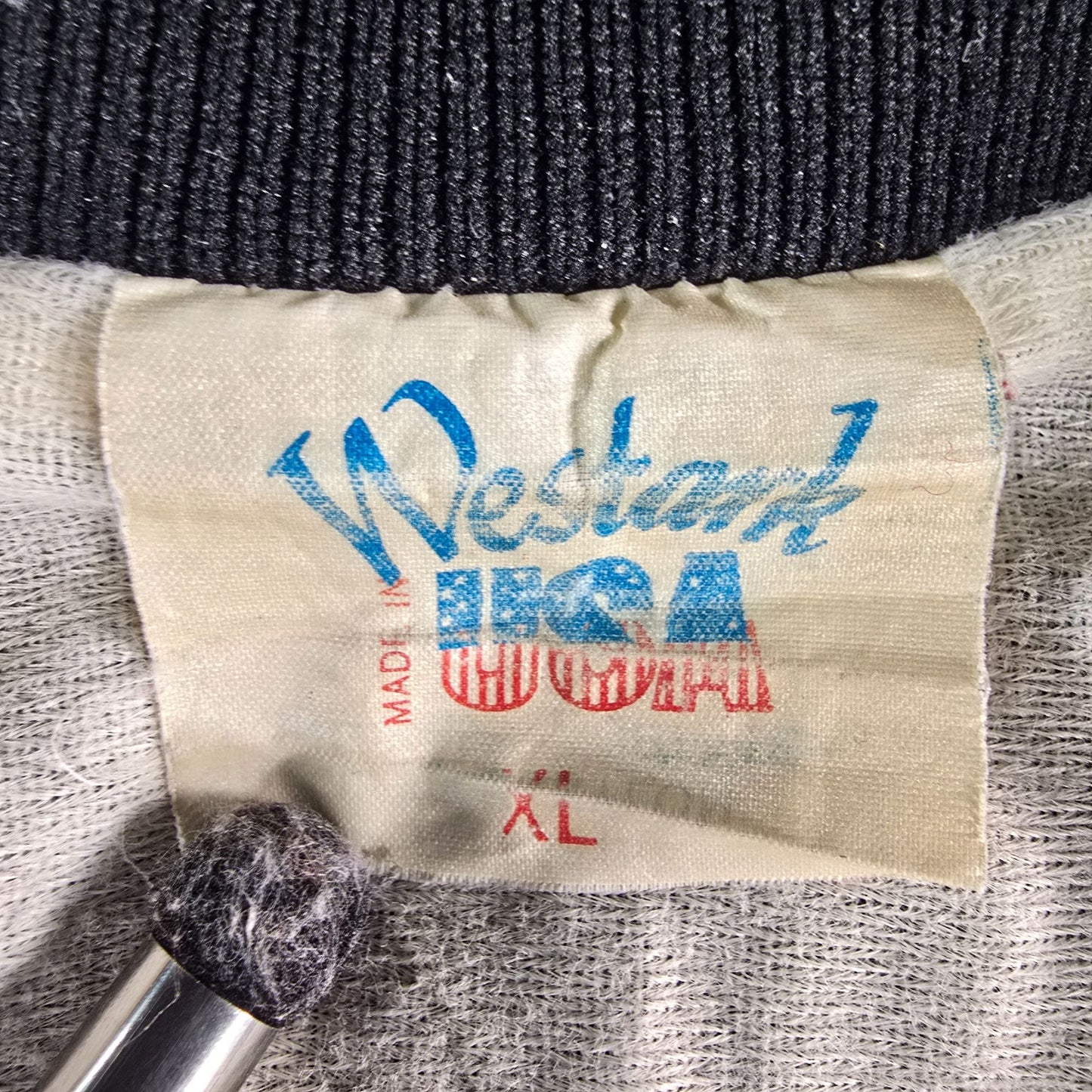 Vintage 1980s Chevrolet "The Heartbeat of America" Nylon Bomber Jacket (L)