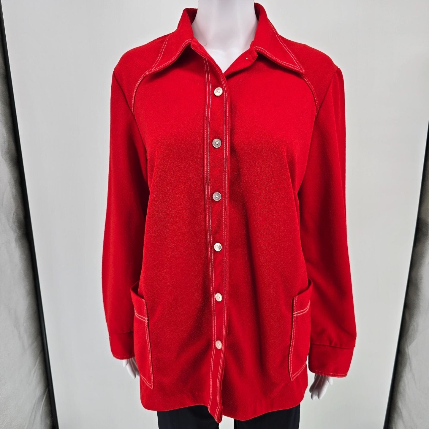 Vintage 1970s Montgomery Ward Women's Red Knit Leisure Shirt Jacket (L)