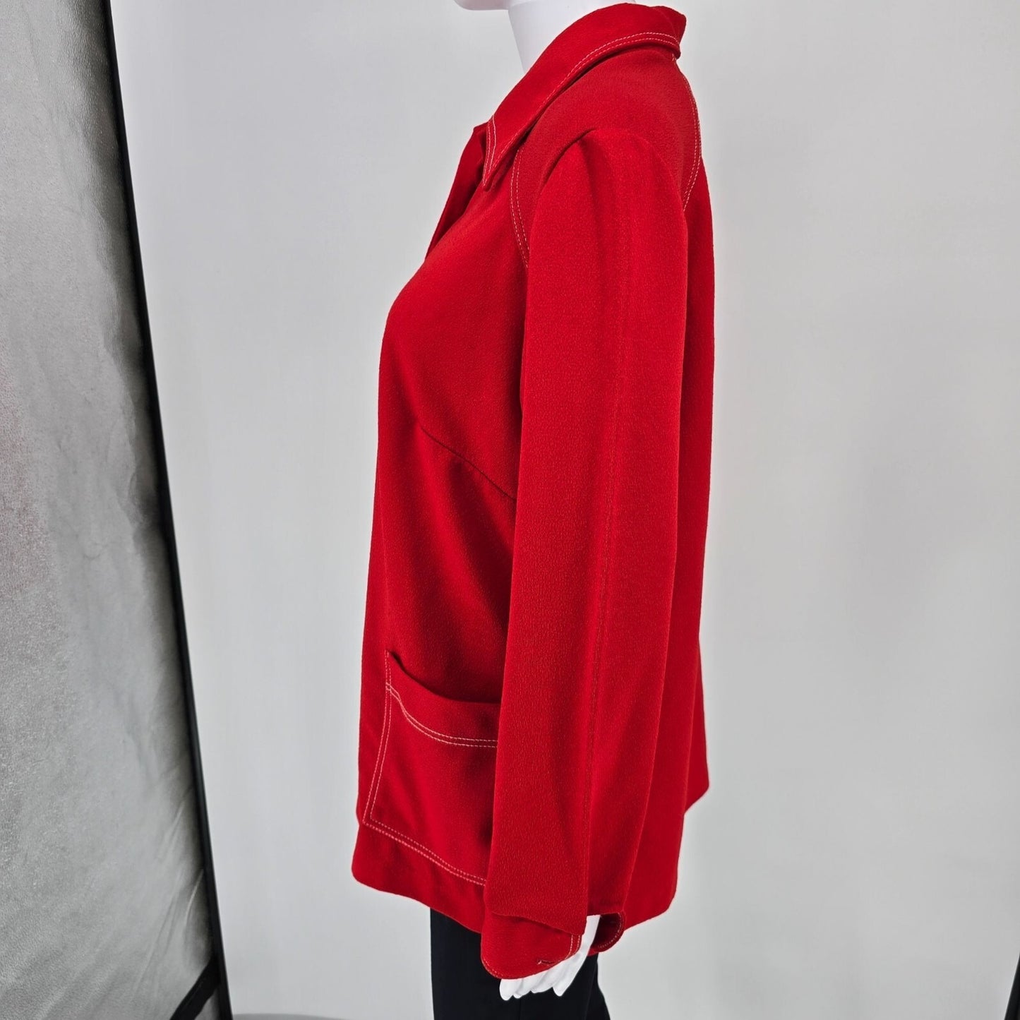 Vintage 1970s Montgomery Ward Women's Red Knit Leisure Shirt Jacket (L)