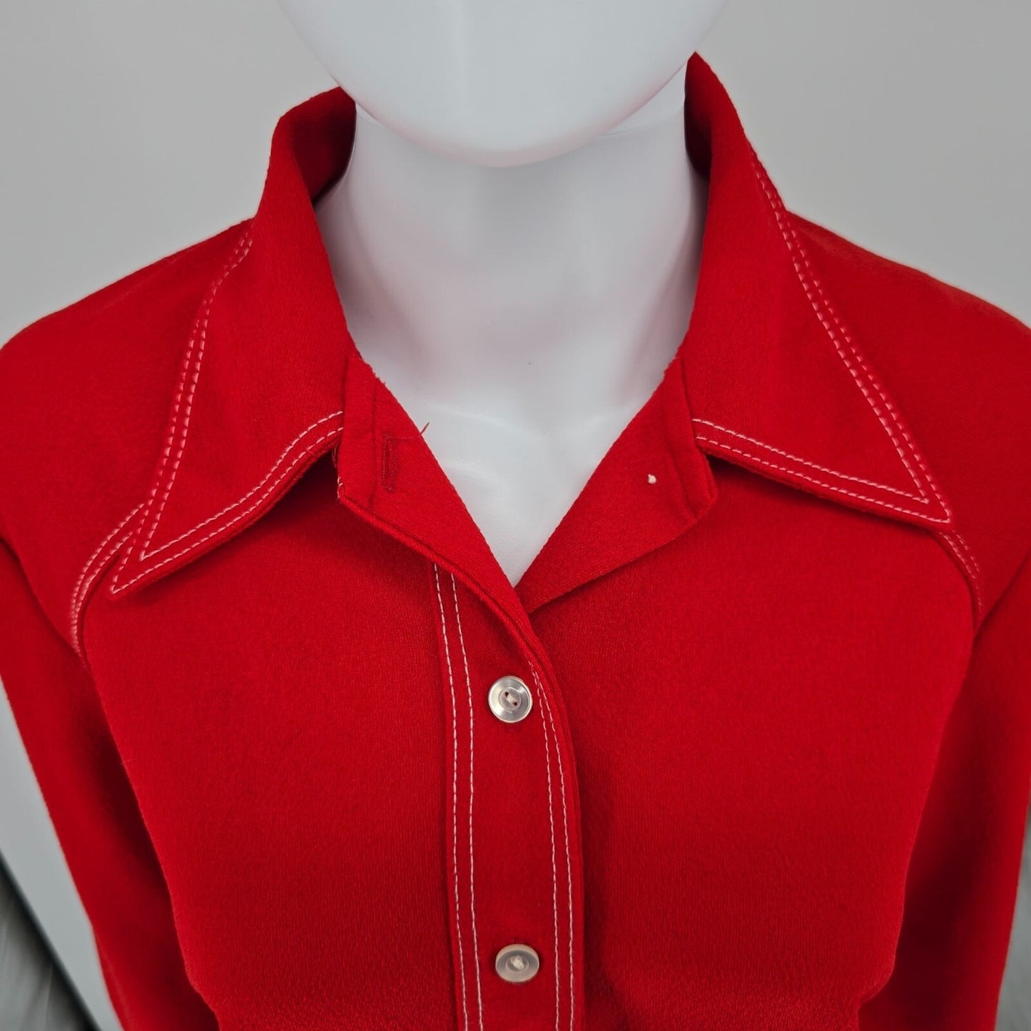 Vintage 1970s Montgomery Ward Women's Red Knit Leisure Shirt Jacket (L)