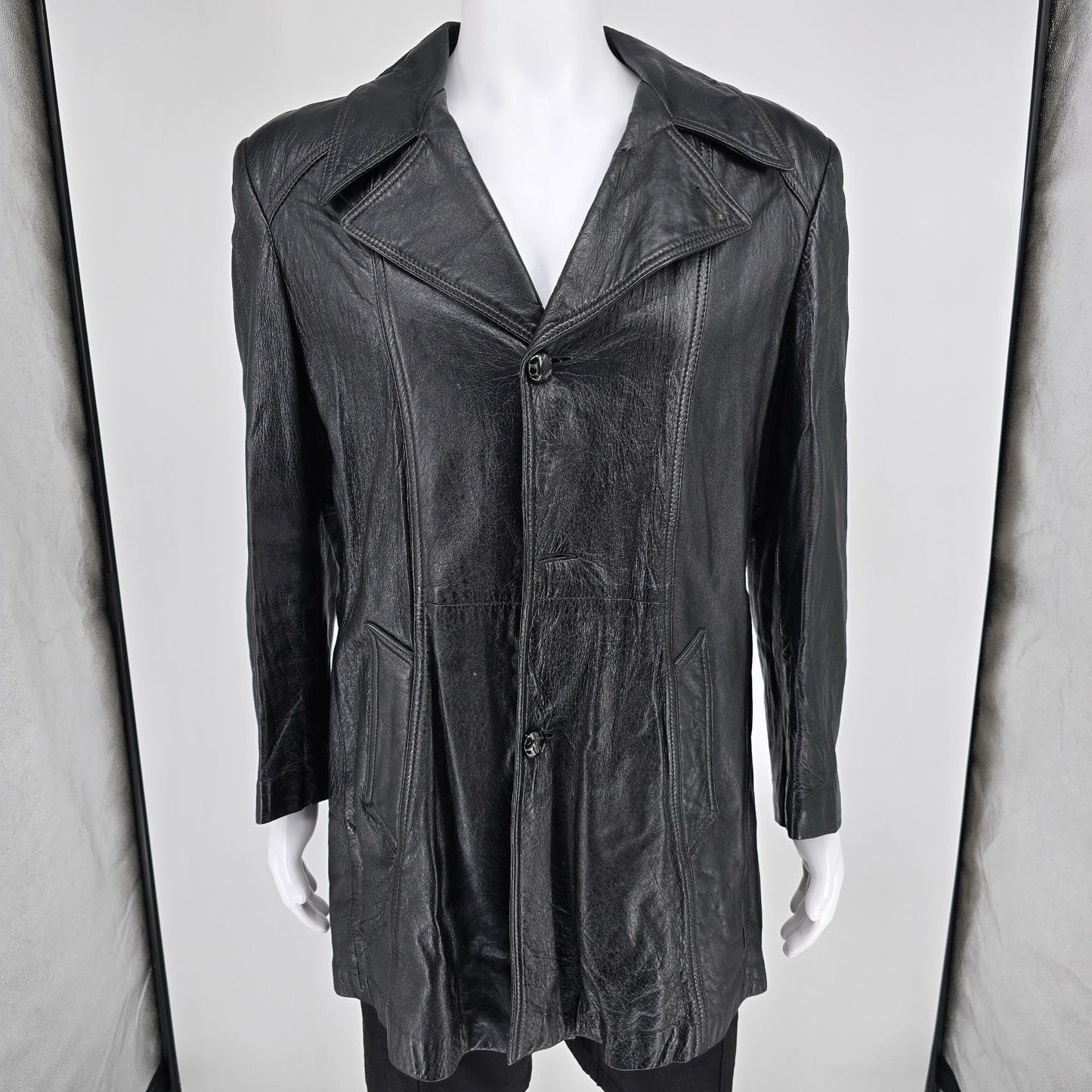 Vintage 1980s Angel Skin Cabretta Leather by Grais Black Car Coat (40R/Medium)