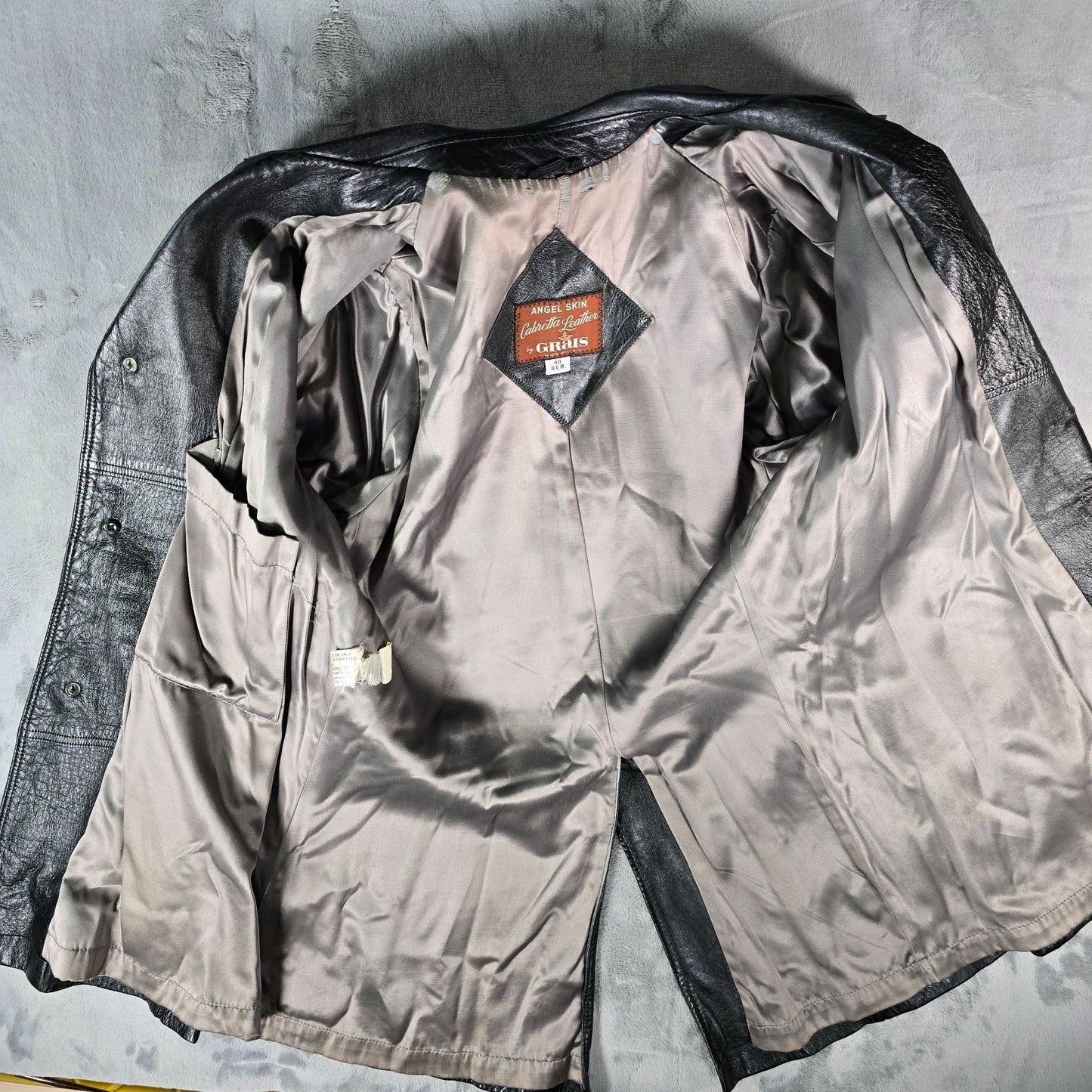 Vintage 1980s Angel Skin Cabretta Leather by Grais Black Car Coat (40R/Medium)