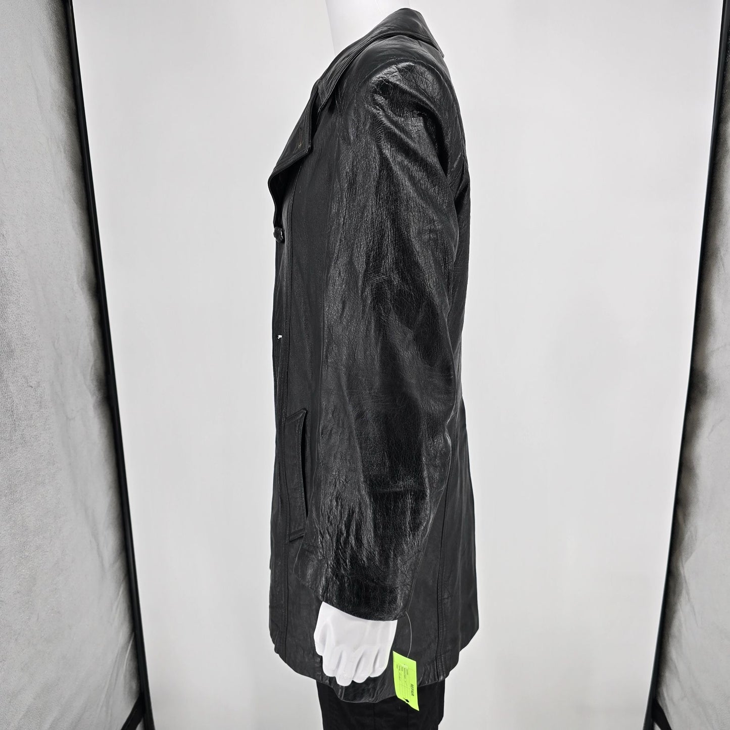 Vintage 1980s Angel Skin Cabretta Leather by Grais Black Car Coat (40R/Medium)