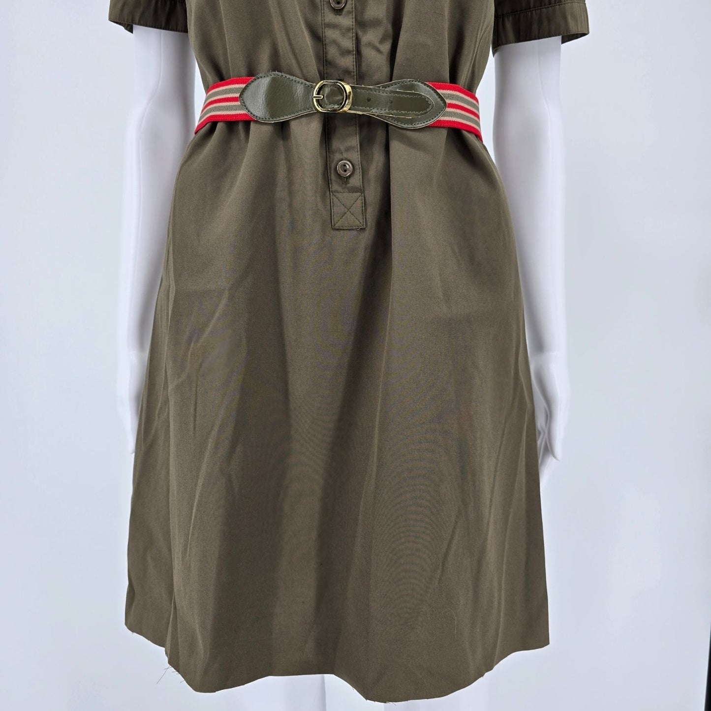 Vintage 1970s Olive Green Short Sleeve Safari Shirt Dress w/ Striped Belt (M/L)