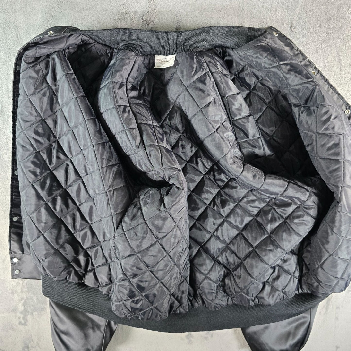 Vintage 1990s Auburn Sportswear Cafe Roosevelt Back Graphic Nylon Jacket (XXL)