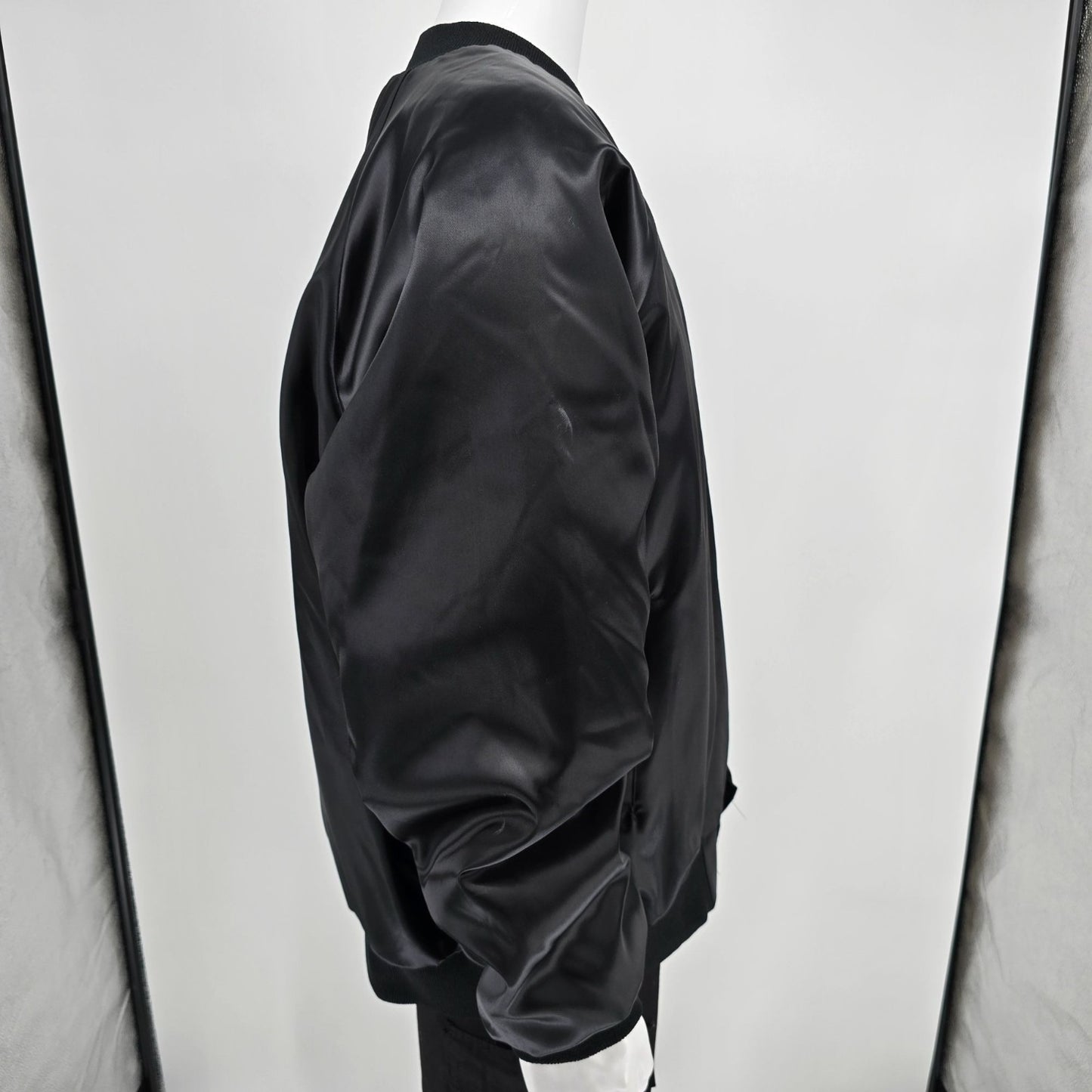 Vintage 1990s Auburn Sportswear Cafe Roosevelt Back Graphic Nylon Jacket (XXL)