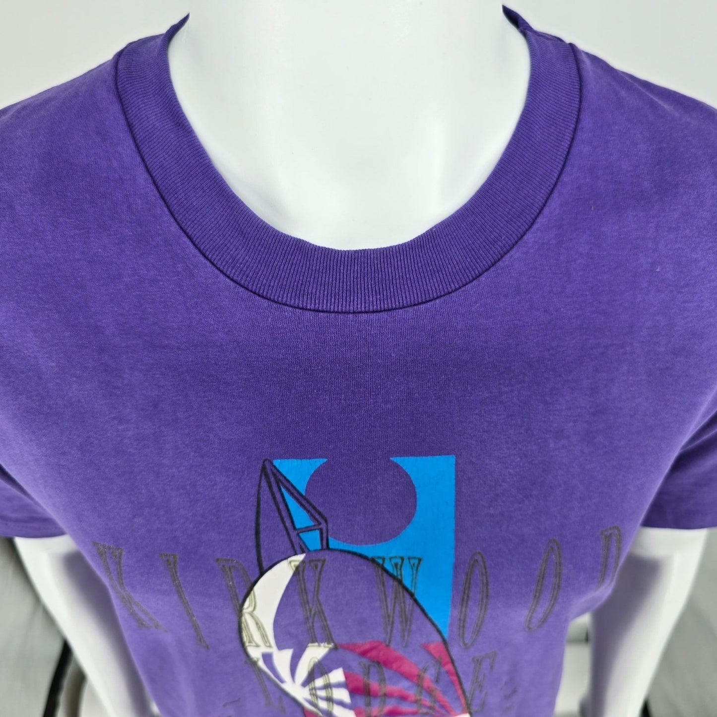 Vintage 1990s Kirkwood Lodge Lake of the Ozarks Faded Purple T-Shirt (M/L)