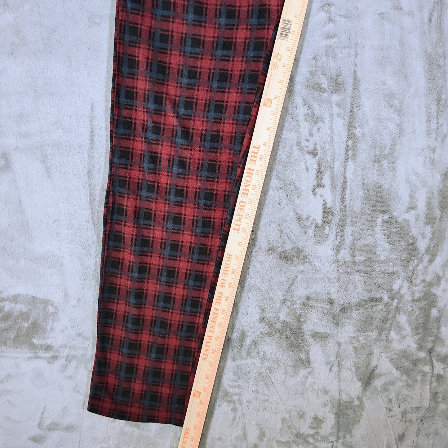 Tommy Hilfiger Sleepwear Red and Blue Plaid Fleece Mens Pajama Pants (Small)