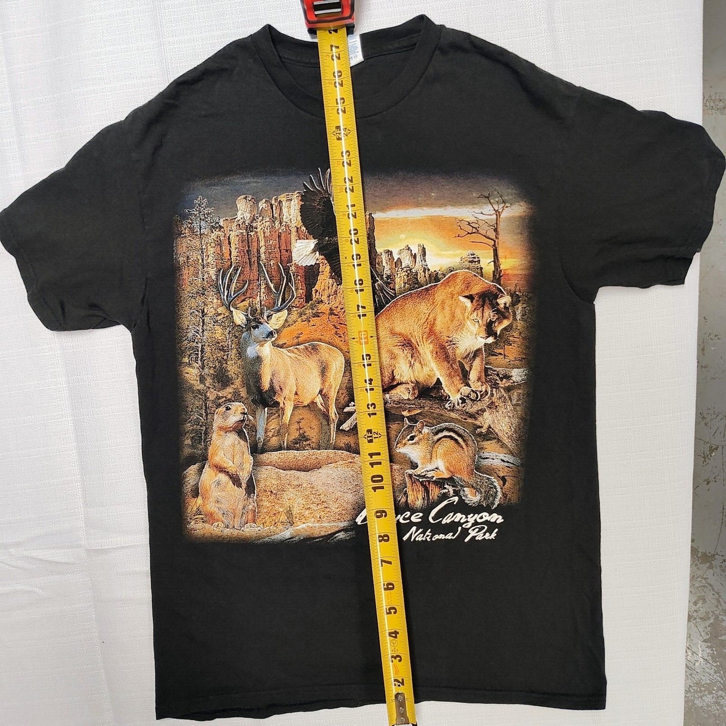 Bryce Canyon National Park Wildlife Black Graphic T-Shirt (Medium)