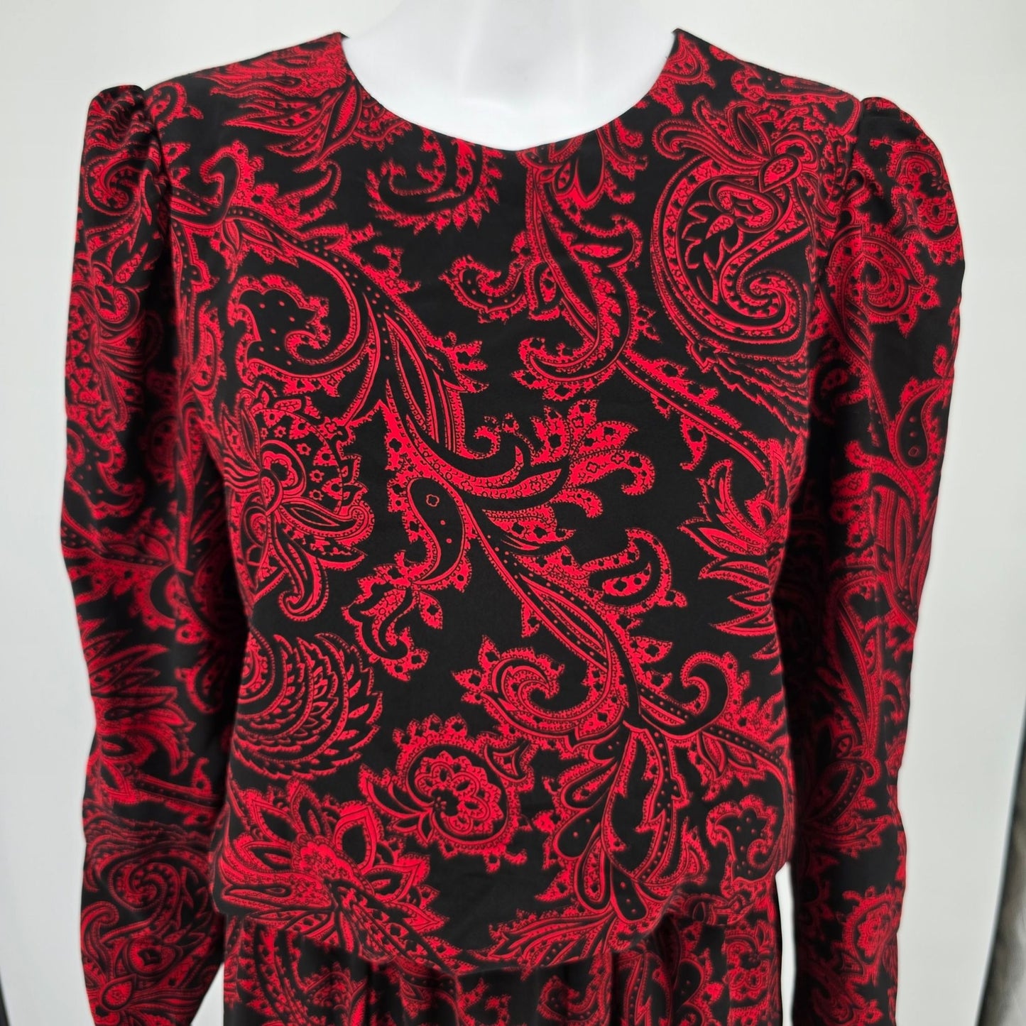 Vintage 1990s Black/Red Paisley Long Sleeve Blouson Midi Dress (Size 10/M)