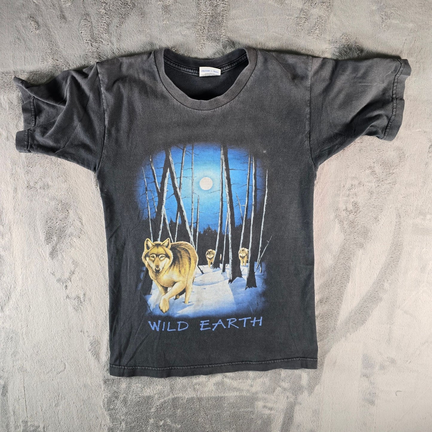 Wild 1990s Human-i-ties "Wild Earth" Moonlit Forest Wolf Graphic T-Shirt (S)