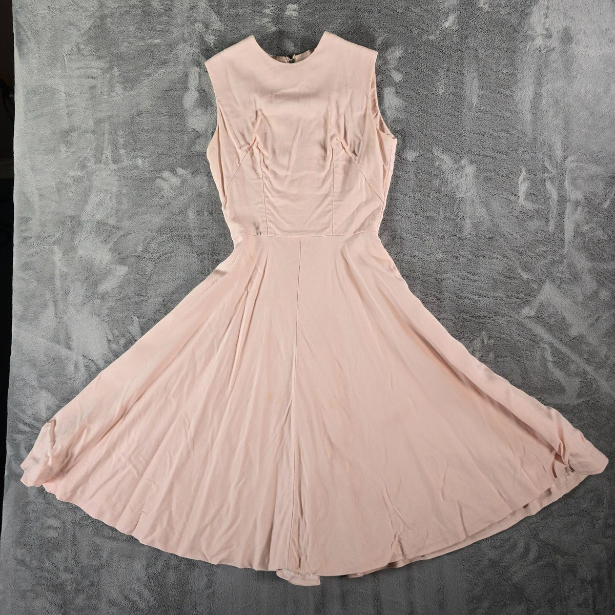 Vintage 1960s Safinia Saks Fifth Avenue Exclusive Pink Fit & Flare Dress (XS)