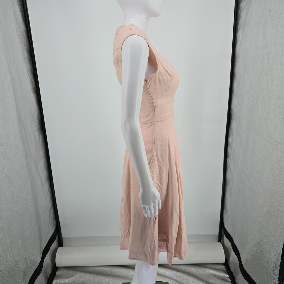 Vintage 1960s Safinia Saks Fifth Avenue Exclusive Pink Fit & Flare Dress (XS)