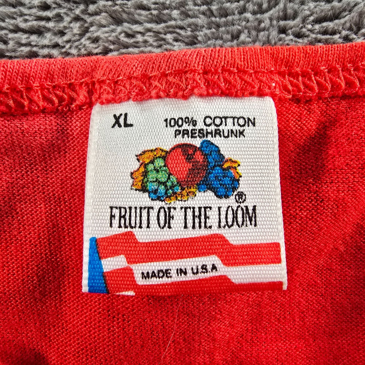 Vintage 1990s Fruit of the Loom Red/Navy "Marines" Tank Top (L/XL) *Flaws