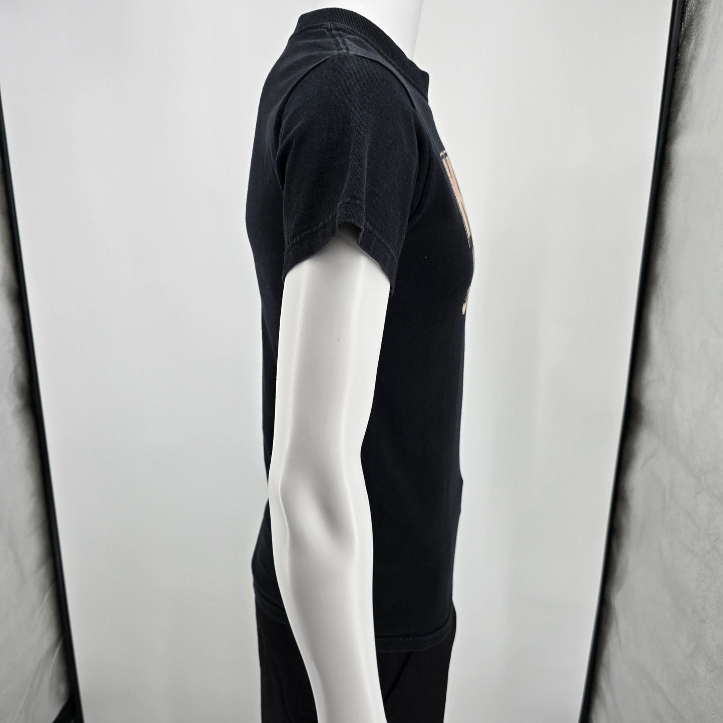 Heavily Worn 2000s Jerzees Heavyweight Cotton Black Kiss Band T-Shirt (S)