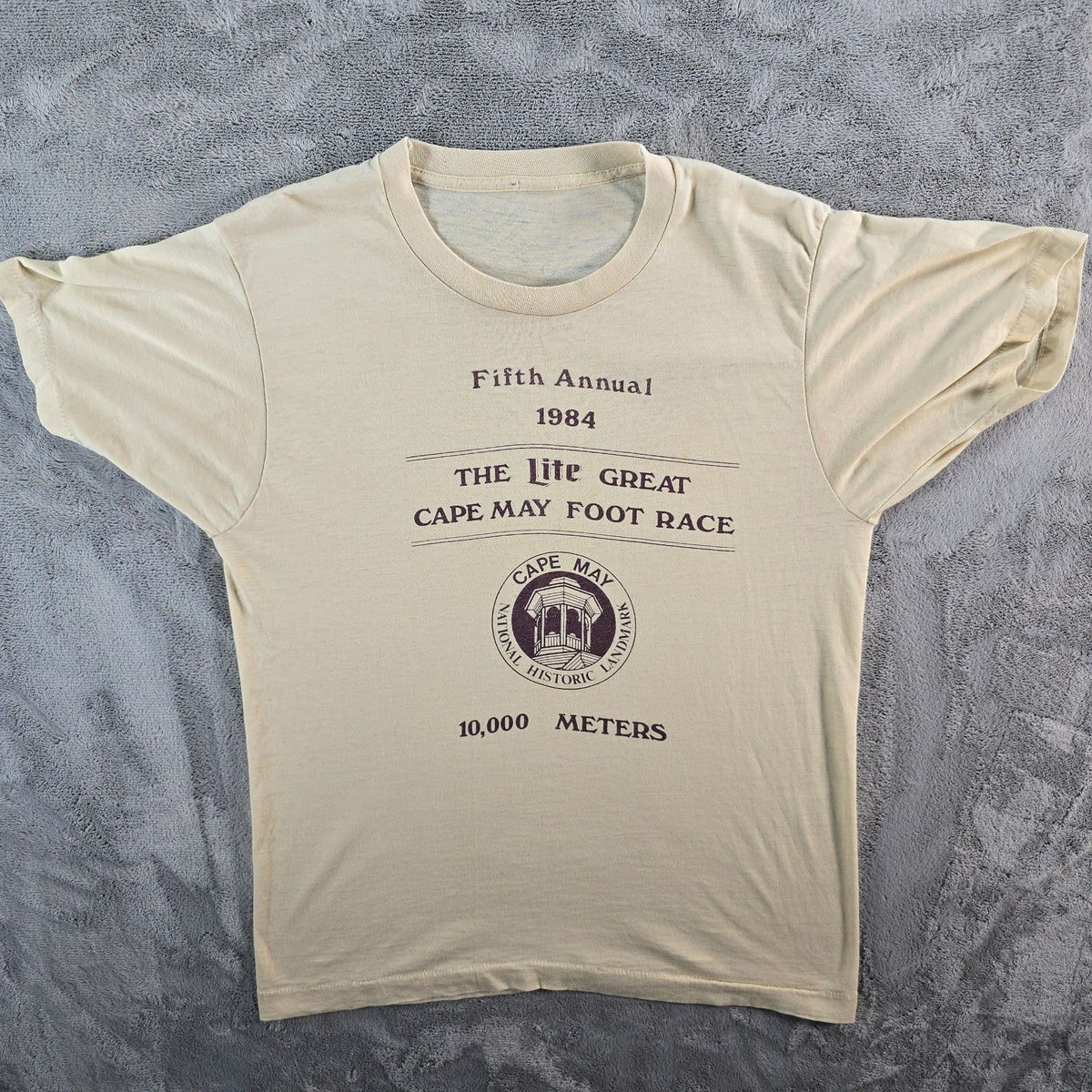 Vintage 1980s 1984 The Lite Great Cape May Foot Race/Tiki's Treasure T-Shirt (M)