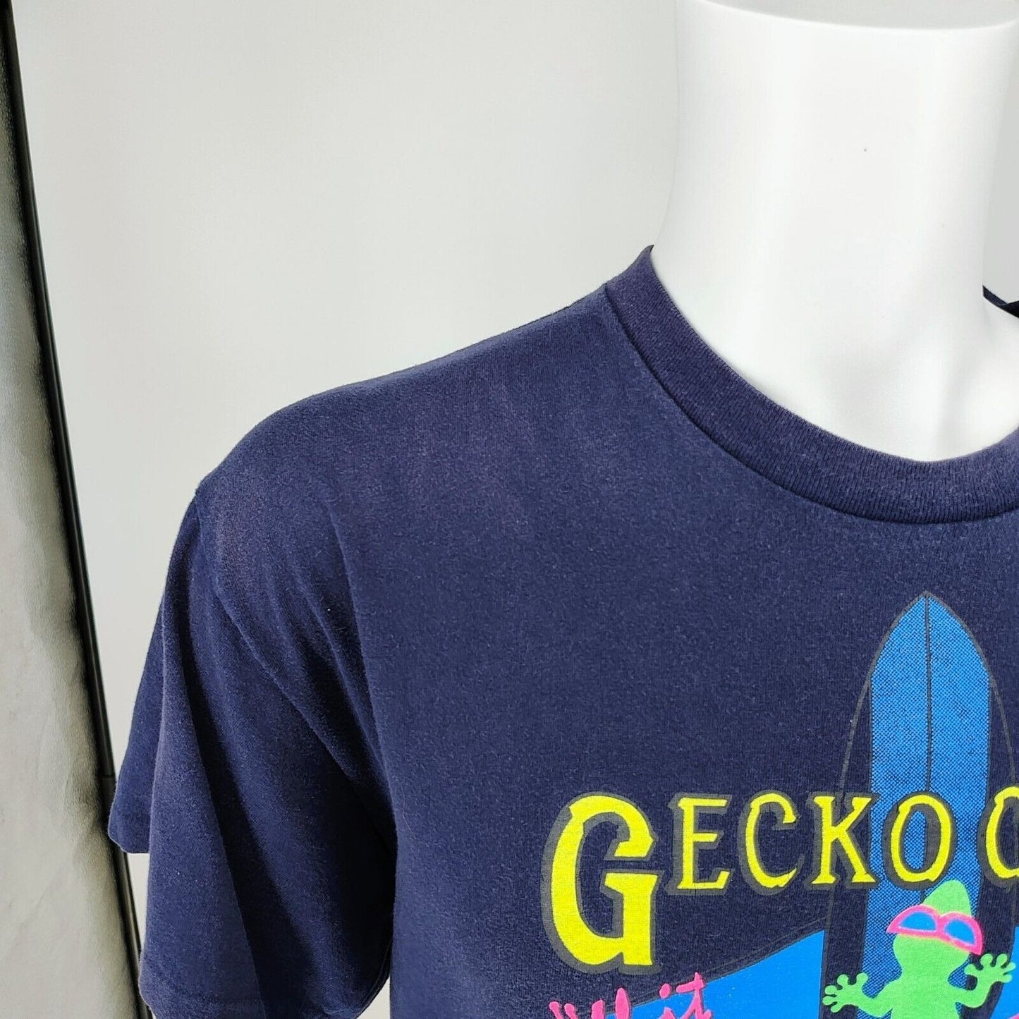 Vintage Single Stitch Gecko City Surf Shop Hawaii 1989 Graphic T-Shirt (XL)