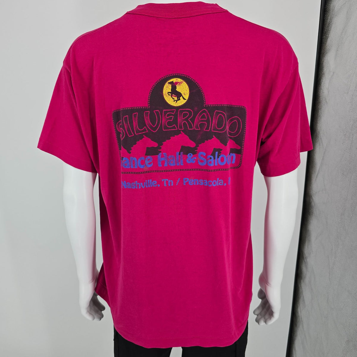 Vintage 1990s Silverado Dance Hall & Saloon Nashville/Pensacola T-Shirt (XL)