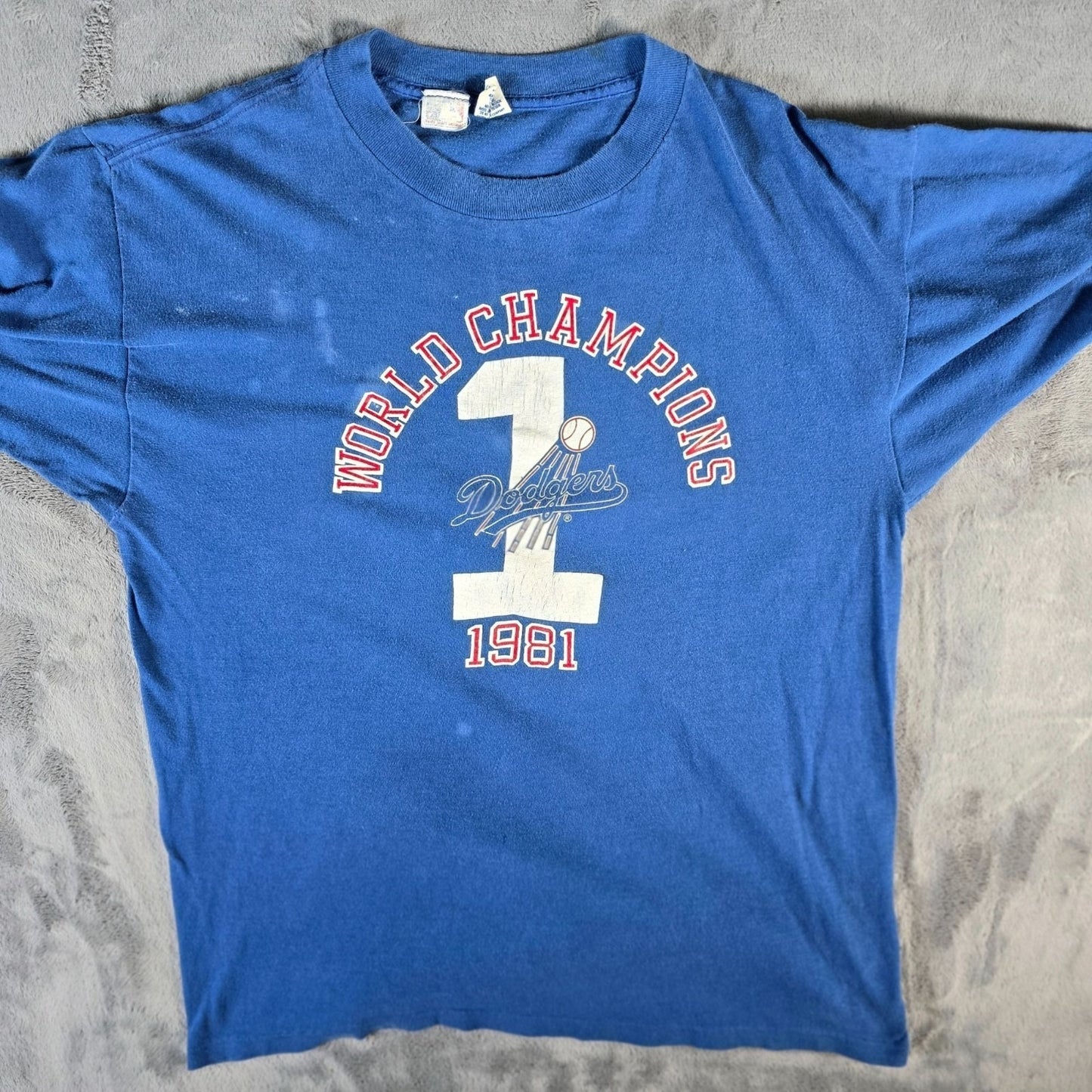 Vintage 1981 Artex MLB Los Angeles Dodgers World Series Champions T-Shirt (L)