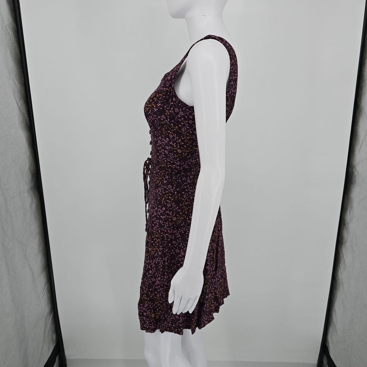 Vintage 1990s DBY Purple Floral Rayon Button Front Sleeveless Mini Sundress (S)