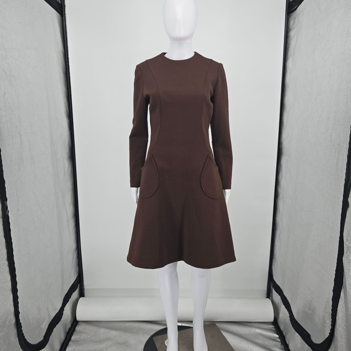 Vintage 1960s Chocolate Brown Textured Knit Knee Length A-Line Mod Dress (M)