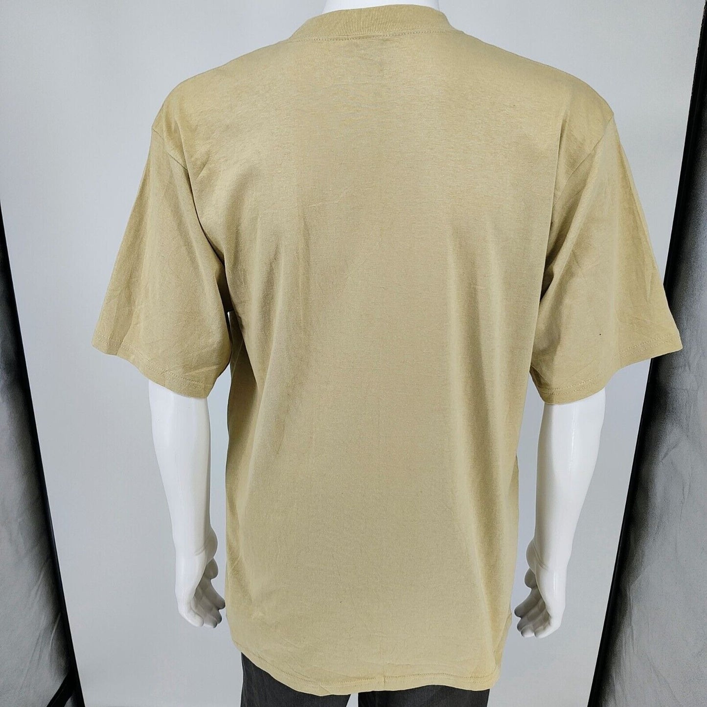 TSC West Heavy Weight Vintage Embroidered Dallas Texas Beige Graphic T-Shirt (L)
