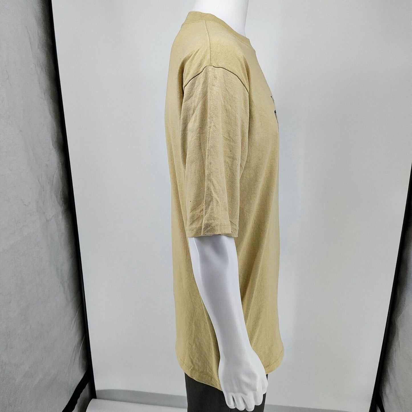 TSC West Heavy Weight Vintage Embroidered Dallas Texas Beige Graphic T-Shirt (L)