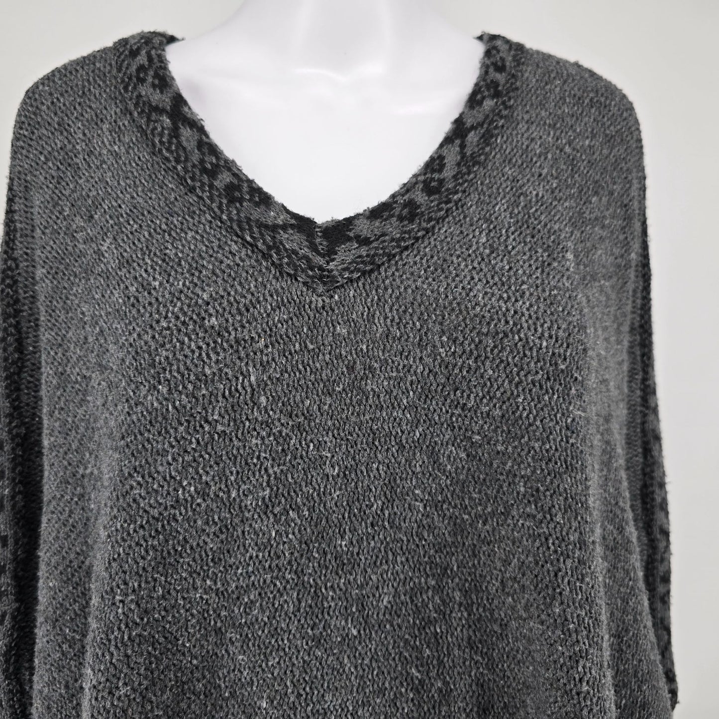 Vintage Y2K Charcoal Gray Knit Acrylic Boho Fringe Poncho Sweater (One Size)