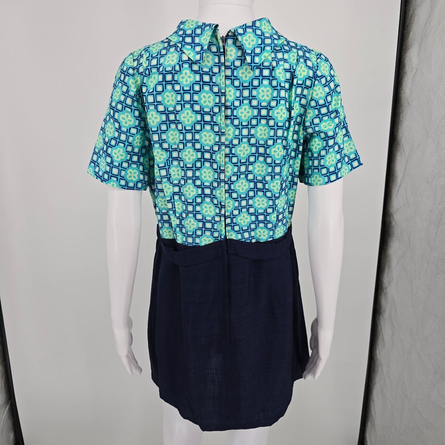 Vintage 1960s Aqua Geometric Print Lavalier Mod Scooter Mini Dress (M/L) #Flaws