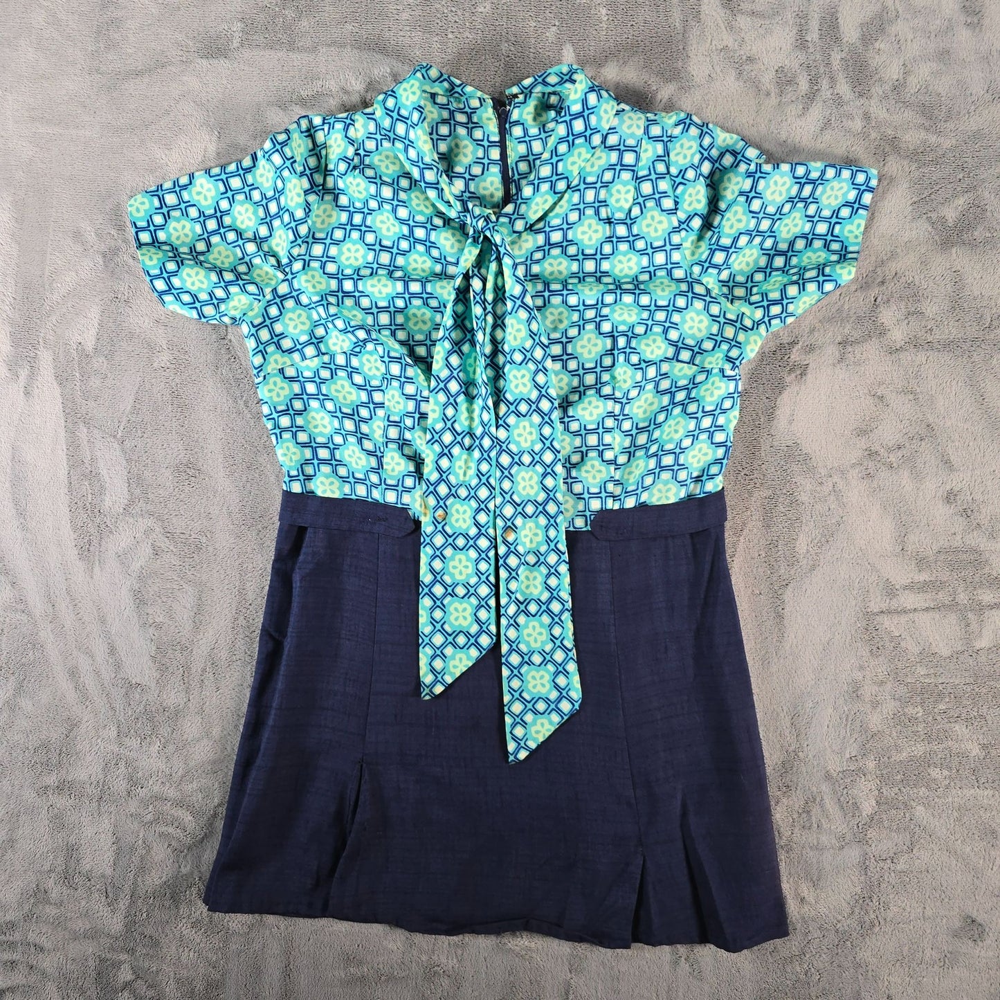 Vintage 1960s Aqua Geometric Print Lavalier Mod Scooter Mini Dress (M/L) #Flaws