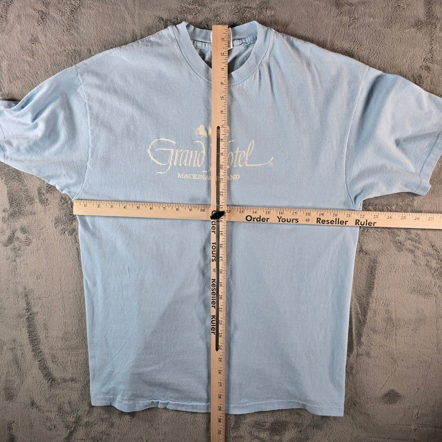 Vintage 1990s Hanes Beefy-T Light Blue Grand Hotel Mackinac Island Shirt (L)