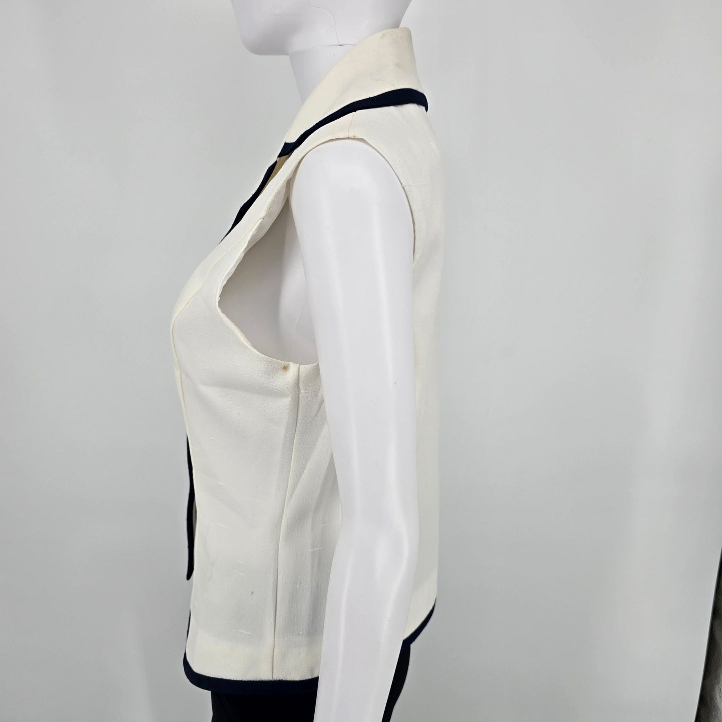 Vintage 1980s Women's Nautical Style Ivory/Navy Tailored Button-Up Vest (M)