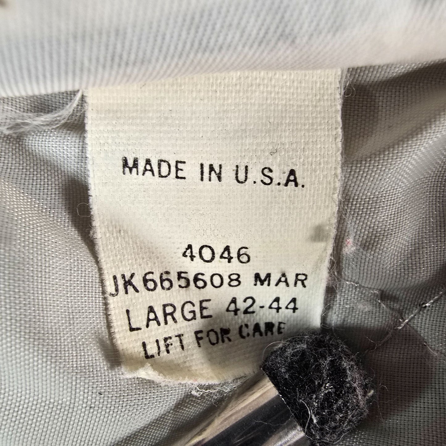 Vintage 1980s Hartwell College of the Ozarks Bobcats Satin Bomber Jacket (L)