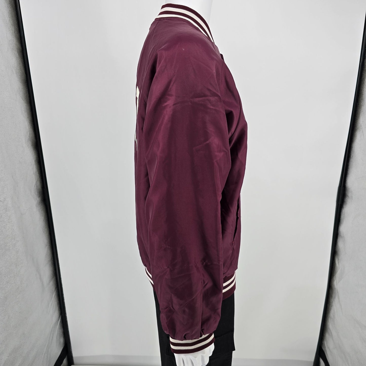 Vintage 1980s Hartwell College of the Ozarks Bobcats Satin Bomber Jacket (L)