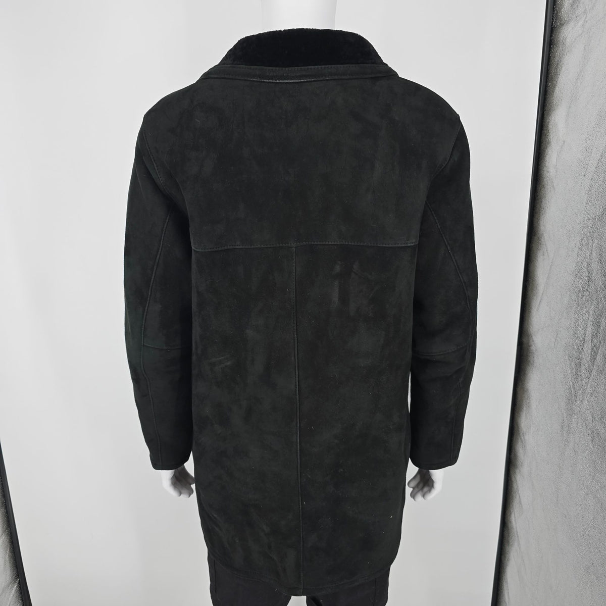 Vintage 1990s Blue Duck Made in USA Black Sheepskin Suede Shearling Car Coat (M)