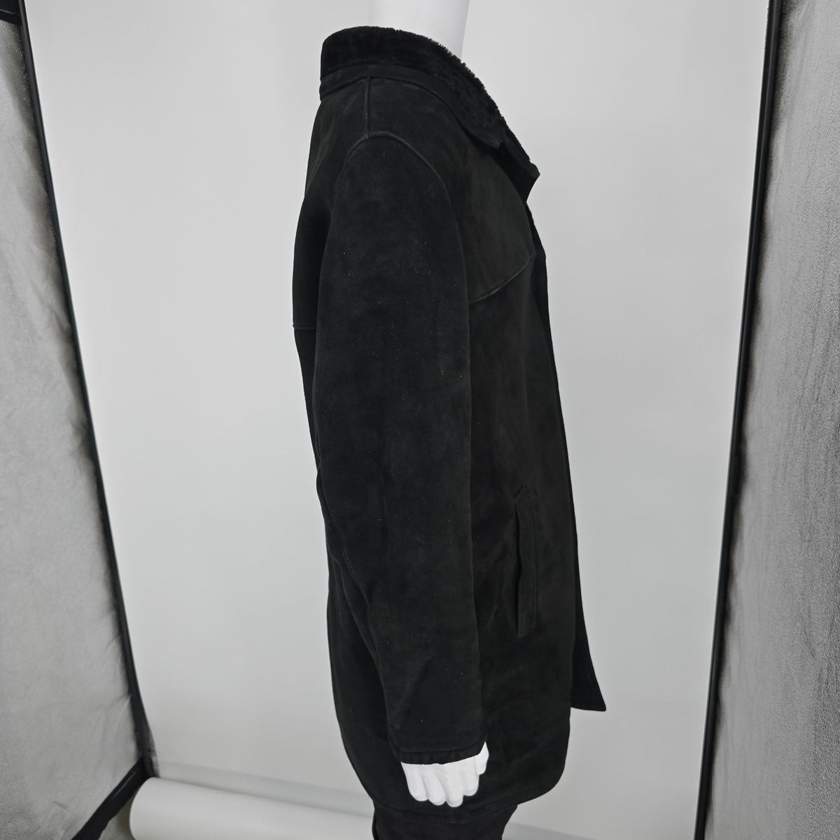 Vintage 1990s Blue Duck Made in USA Black Sheepskin Suede Shearling Car Coat (M)
