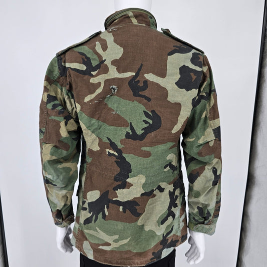 Vintage 1982 U.S. Military Woodland Camouflage M-65 Field Jacket (Small)