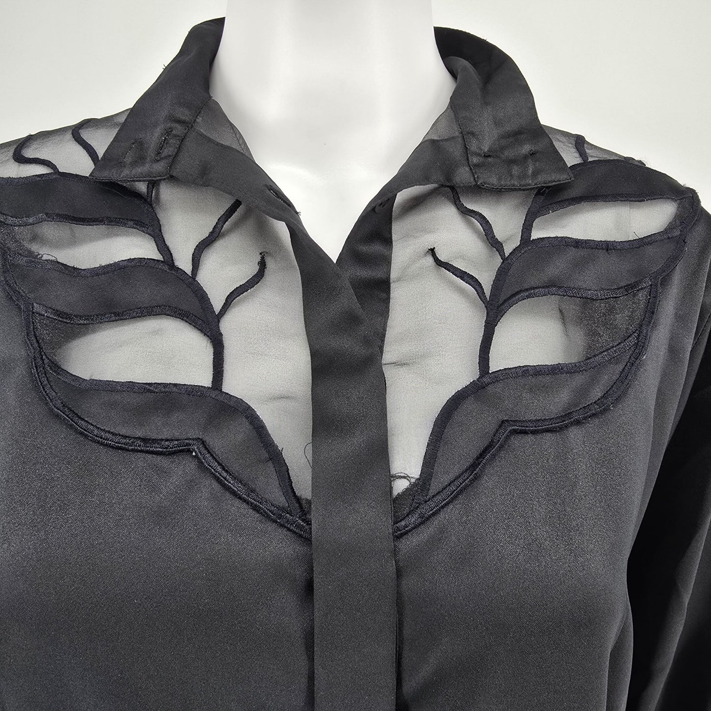 Vintage 1980s Women's Black Polyester Sheer Organza Insert Satin Blouse (M)