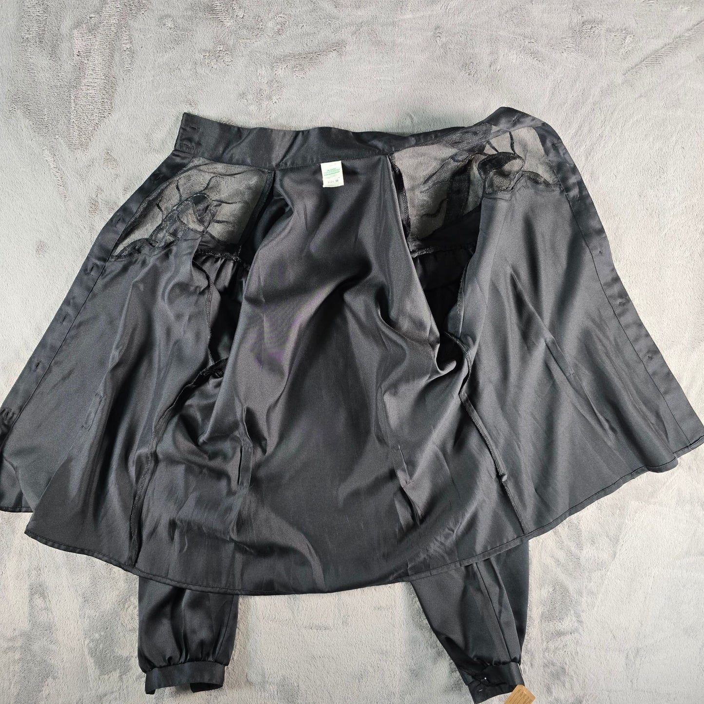 Vintage 1980s Women's Black Polyester Sheer Organza Insert Satin Blouse (M)