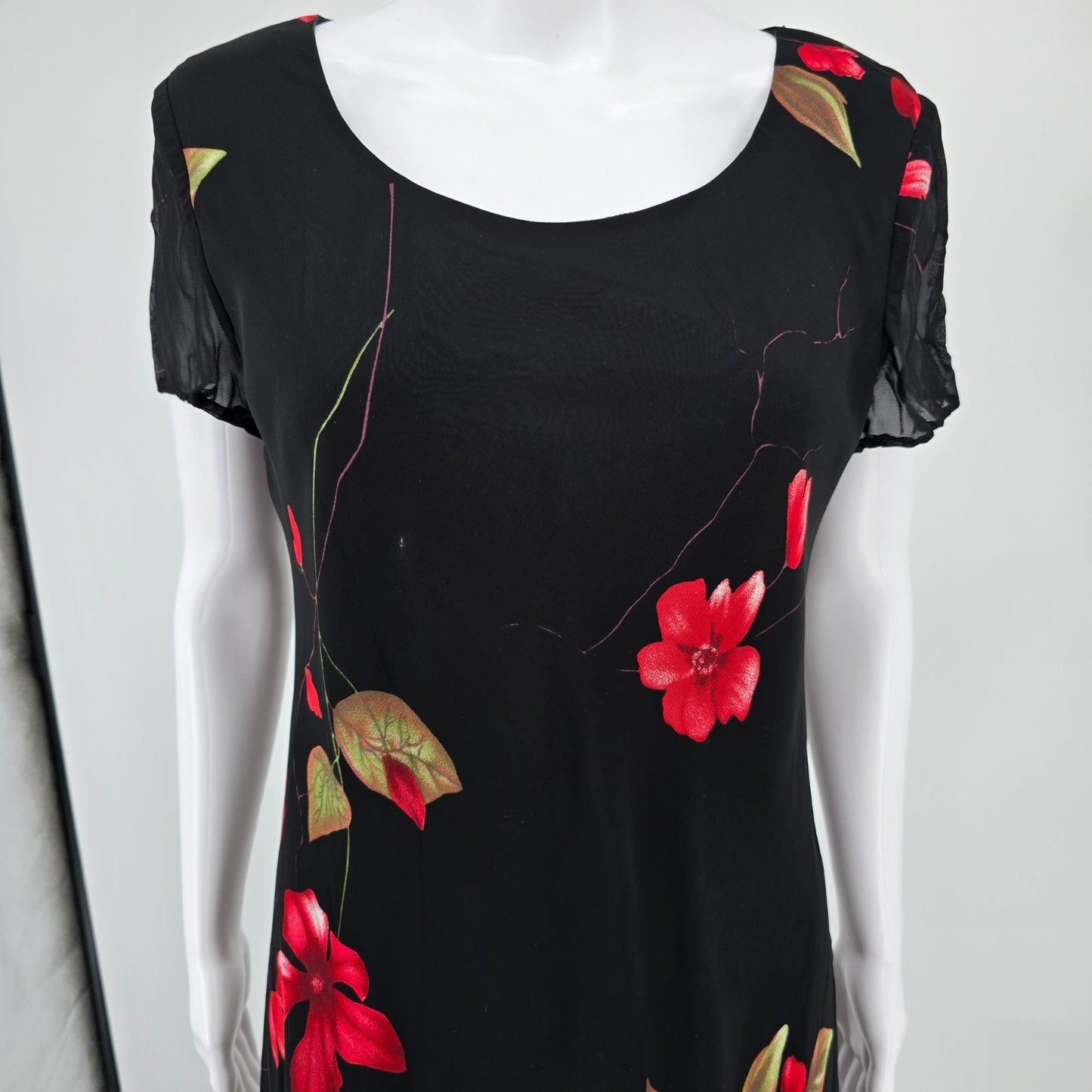 Vintage 1990s Jones New York Black Floral Rayon Chiffon Dress (14 Petite)