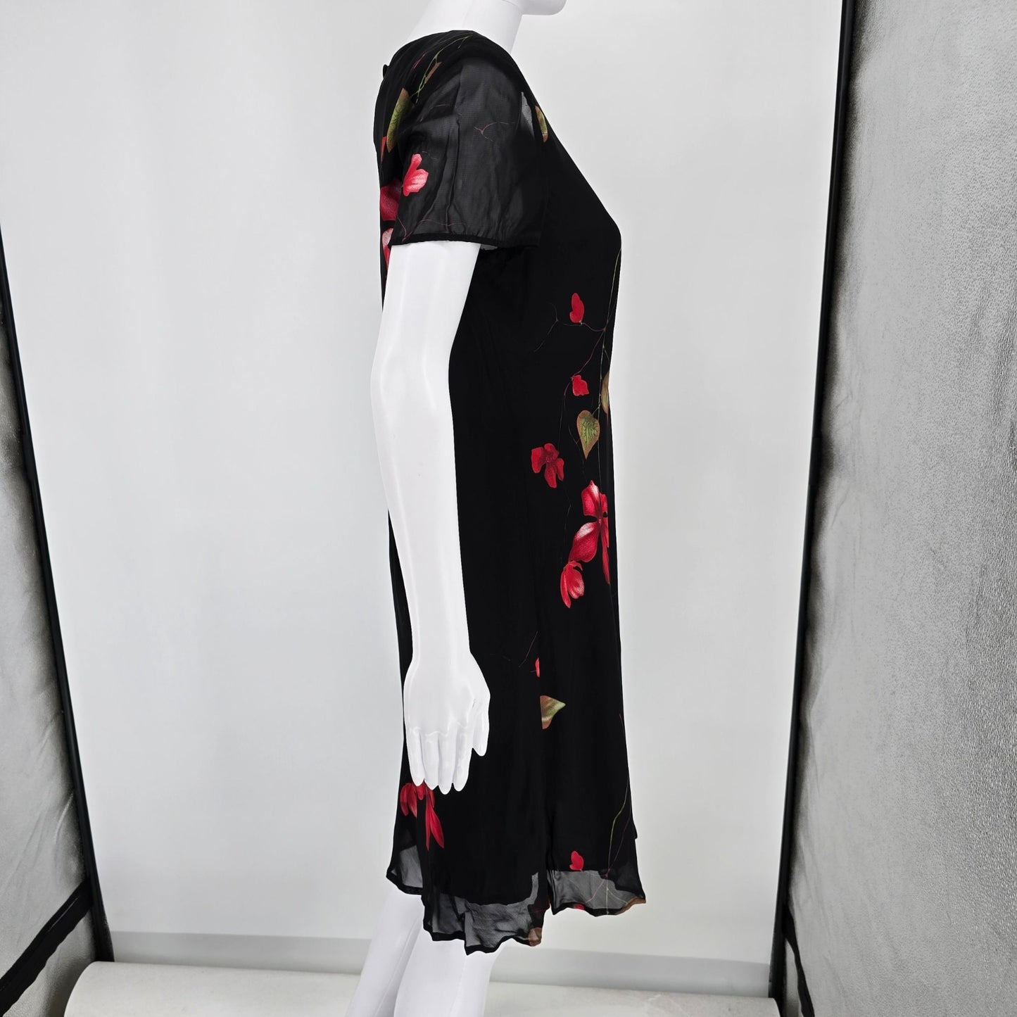 Vintage 1990s Jones New York Black Floral Rayon Chiffon Dress (14 Petite)