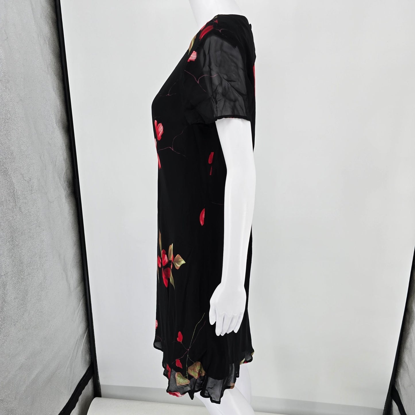 Vintage 1990s Jones New York Black Floral Rayon Chiffon Dress (14 Petite)